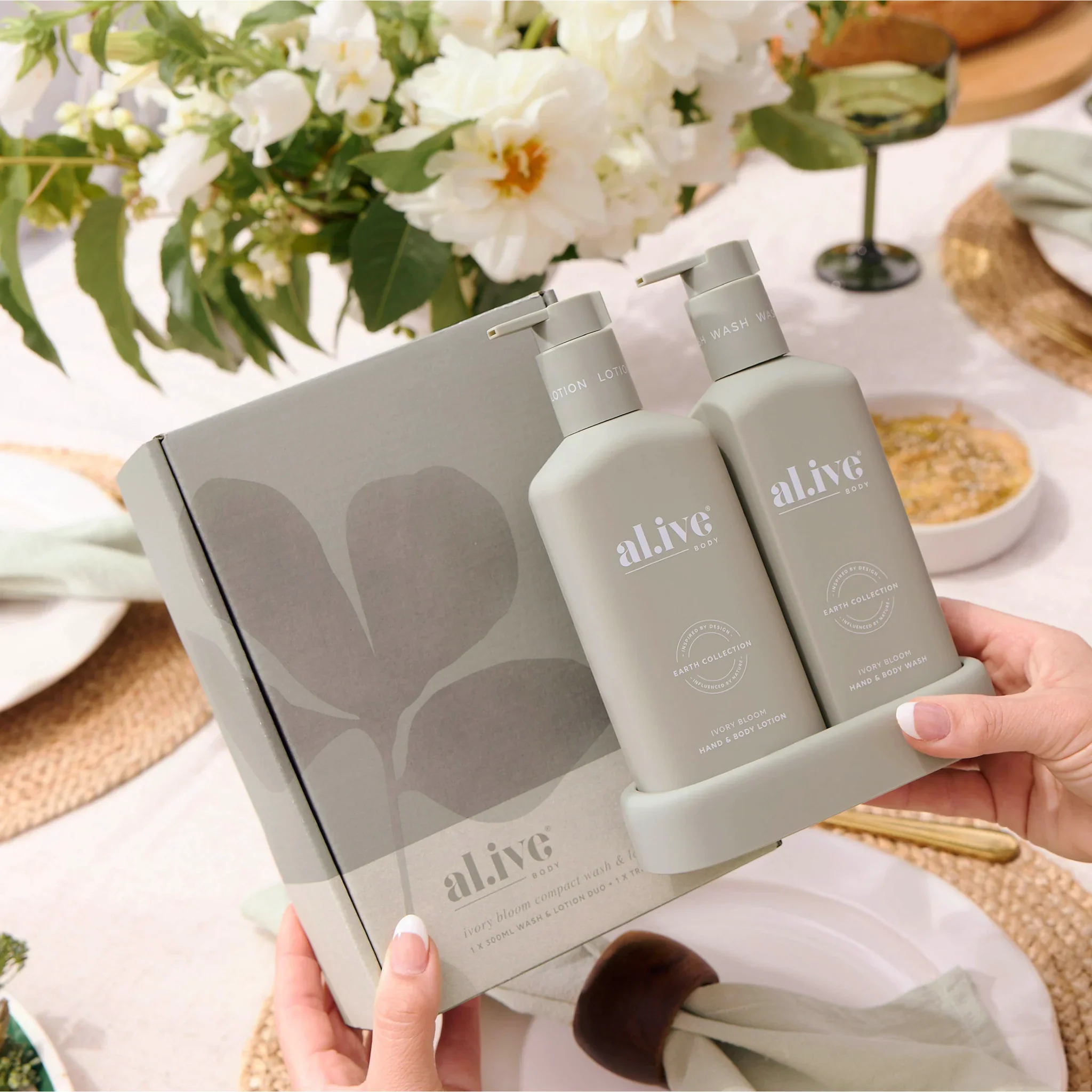 Compact Bathroom Duo, Wash + Lotion - Ivory Bloom - Image 2