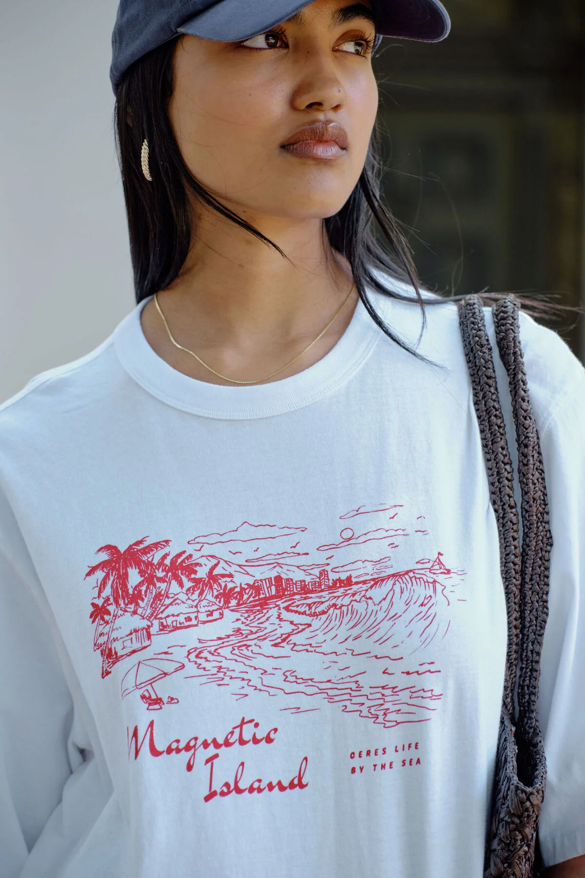 Macy Print Tee - White/Maggie island - Image 7