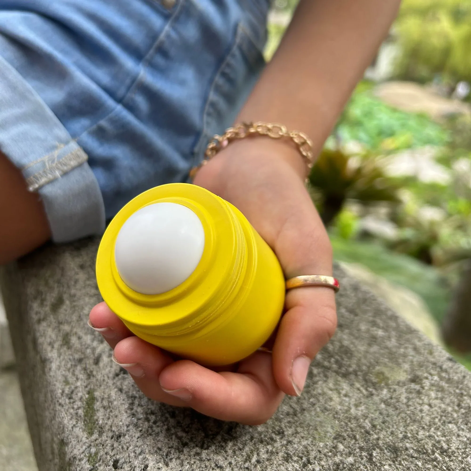 Sunshine Yellow Refillable roll-On Applicator (50ml) - Image 6